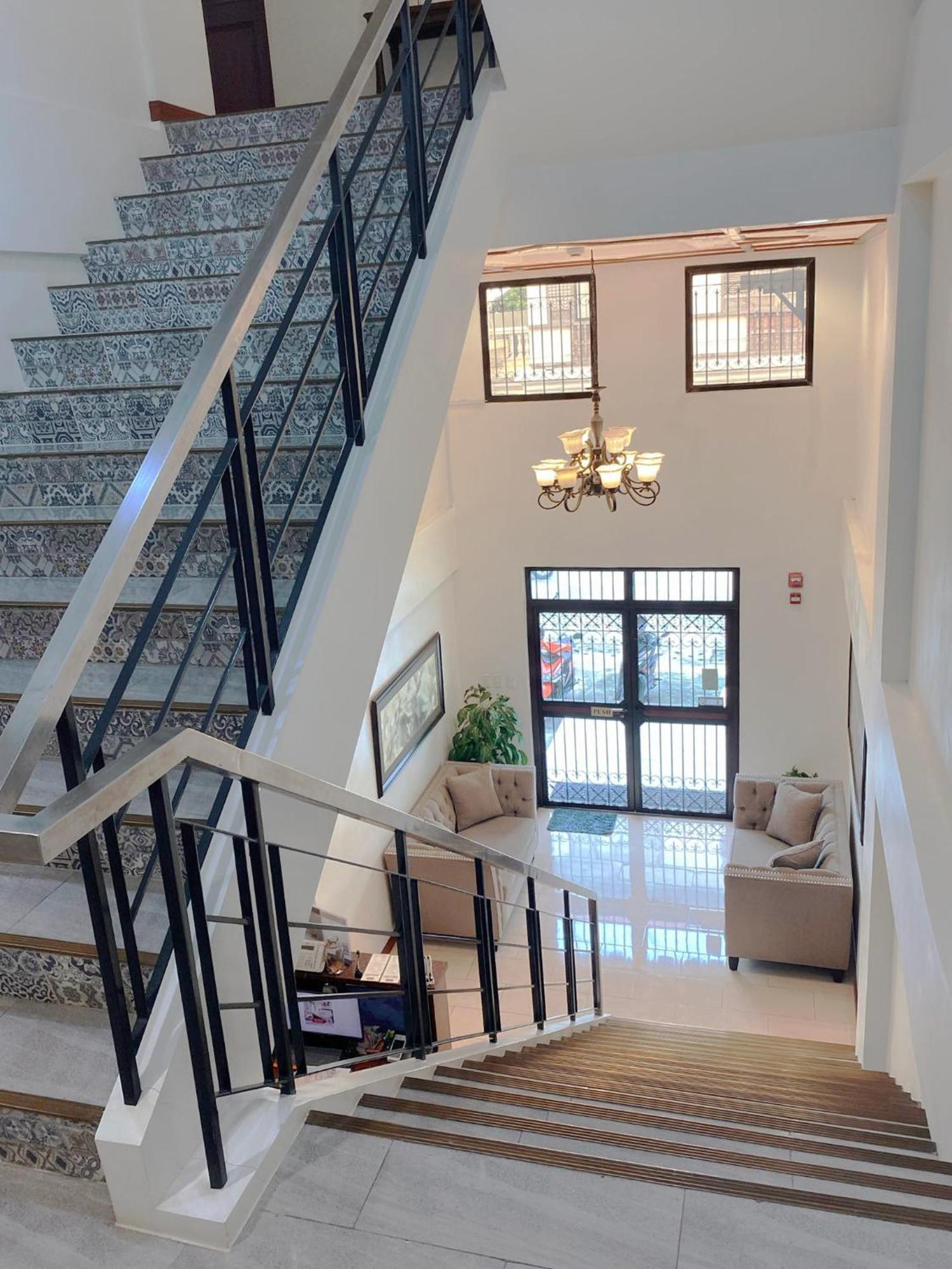 Lavie Hotel Vigan Bagian luar foto